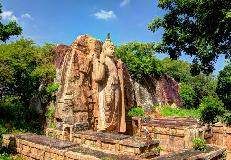 Day 5 - Visit the ancient city of Anuradhapura 