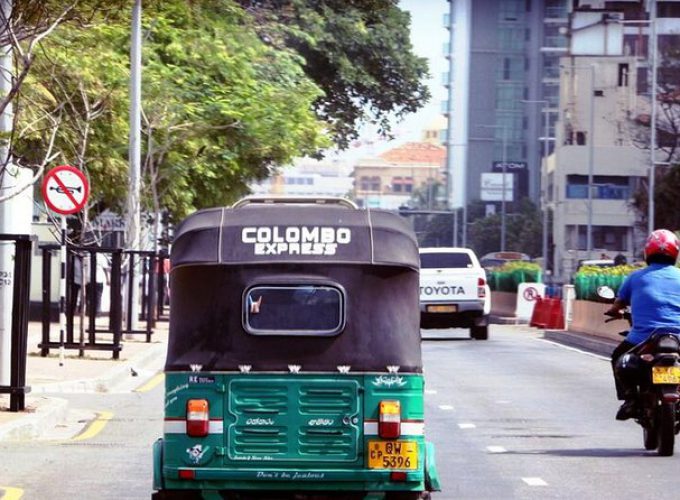 Colombo City Tour by Tuk Tuk 1